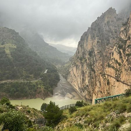 La Barberia De Miguel Villa El Chorro Exterior foto