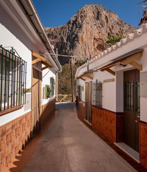 La Barberia De Miguel Villa El Chorro Exterior foto