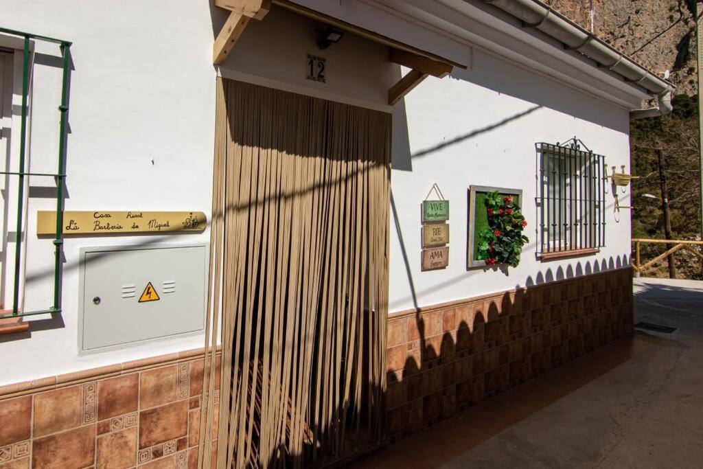 La Barberia De Miguel Villa El Chorro Exterior foto